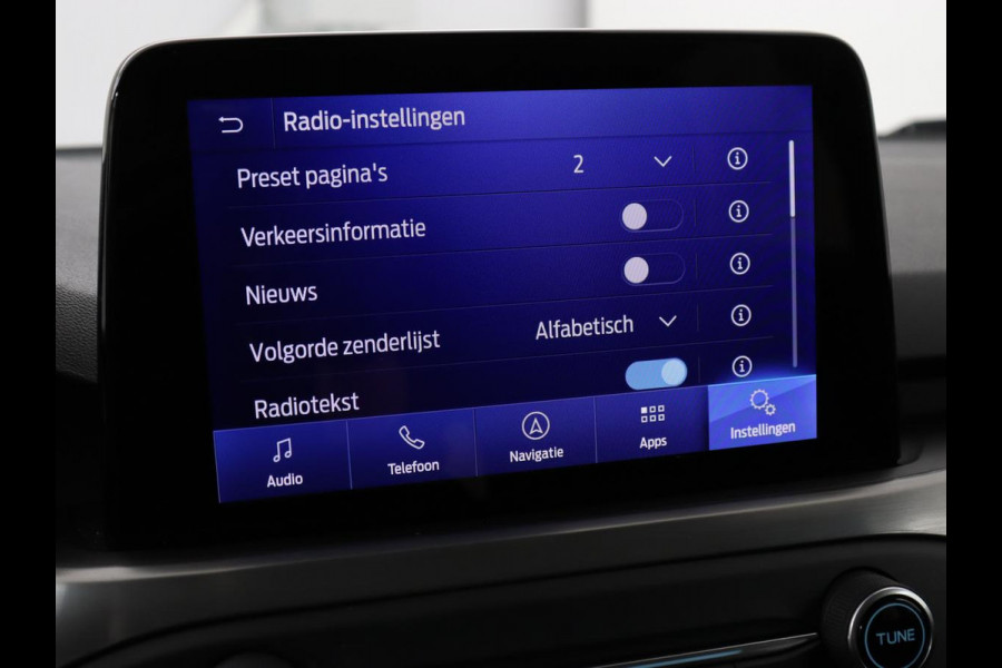 Ford Focus 1.0 EcoBoost Titanium X | Stoel & stuurverwarming | Trekhaak | Adaptive cruise | Camera | Full LED | Carplay | B&O Sound | Digital Cockpit | Keyless | Climate control
