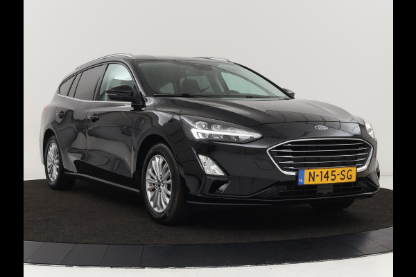 Ford Focus 1.0 EcoBoost Titanium X | Stoel & stuurverwarming | Trekhaak | Adaptive cruise | Camera | Full LED | Carplay | B&O Sound | Digital Cockpit | Keyless | Climate control