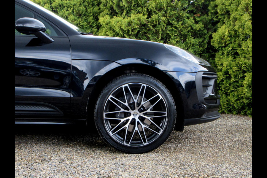 Porsche Macan 2.0 *Panoramadak*Sportchrono*Org. NL*