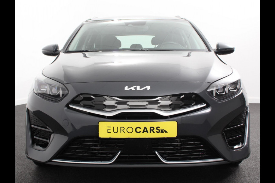 Kia Ceed Sportswagon 1.6 GDI PHEV DynamicLine DEMO!! Achteruitrijcamera Stuurverwarming Stoel verwarming Climate control LED Keyless start/ entry Parkeersensoren achter Adaptieve cruise control Lane assist