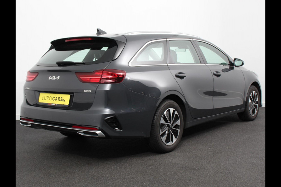 Kia Ceed Sportswagon 1.6 GDI PHEV DynamicLine DEMO!! Achteruitrijcamera Stuurverwarming Stoel verwarming Climate control LED Keyless start/ entry Parkeersensoren achter Adaptieve cruise control Lane assist