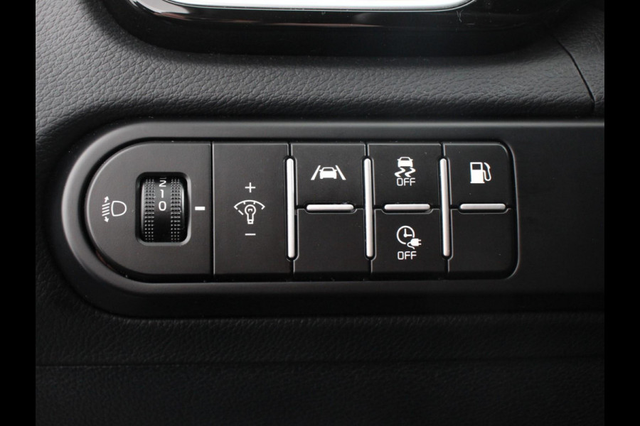 Kia Ceed Sportswagon 1.6 GDI PHEV DynamicLine DEMO!! Achteruitrijcamera Stuurverwarming Stoel verwarming Climate control LED Keyless start/ entry Parkeersensoren achter Adaptieve cruise control Lane assist