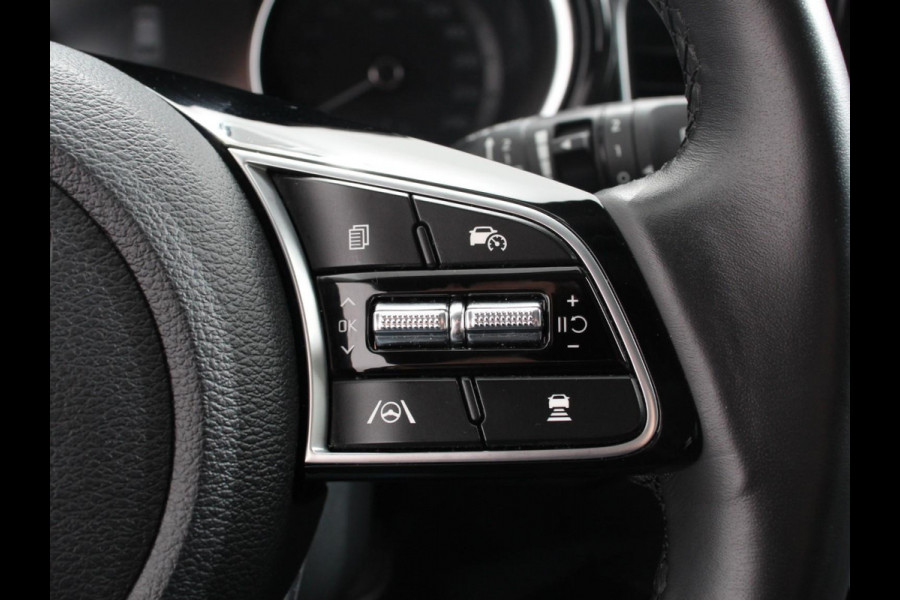 Kia Ceed Sportswagon 1.6 GDI PHEV DynamicLine DEMO!! Achteruitrijcamera Stuurverwarming Stoel verwarming Climate control LED Keyless start/ entry Parkeersensoren achter Adaptieve cruise control Lane assist