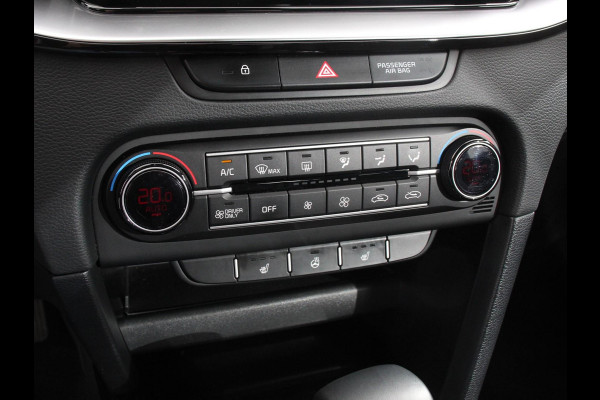 Kia Ceed Sportswagon 1.6 GDI PHEV DynamicLine DEMO!! Achteruitrijcamera Stuurverwarming Stoel verwarming Climate control LED Keyless start/ entry Parkeersensoren achter Adaptieve cruise control Lane assist