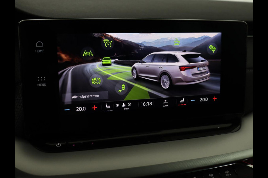 Škoda Octavia 1.4 TSI iV Business Edition Plus | Head-Up | Camera | Stoelverwarming | Side Assist | Achterbankverwarming | Carplay | Keyless | Elektrische voorstoelen | Memory | Sfeerverlichting | Navigatie | PHEV