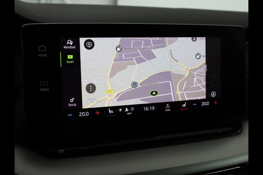 Škoda Octavia 1.4 TSI iV Business Edition Plus | Head-Up | Camera | Stoelverwarming | Side Assist | Achterbankverwarming | Carplay | Keyless | Elektrische voorstoelen | Memory | Sfeerverlichting | Navigatie | PHEV