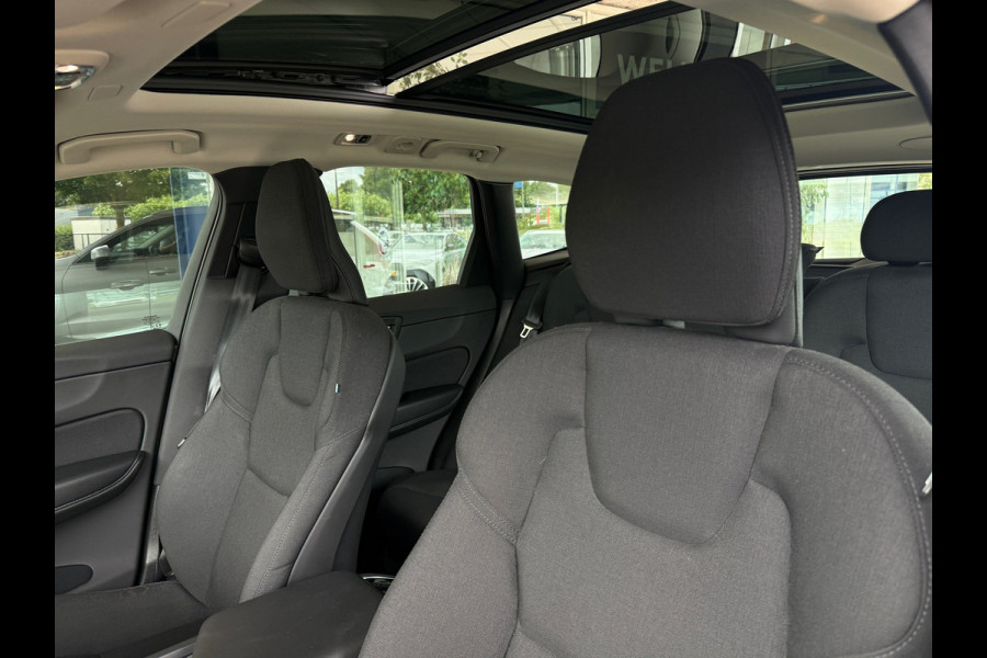 Volvo XC60 2.0 B5 Momentum Exclusive Pano|Harman|HuD|360cam