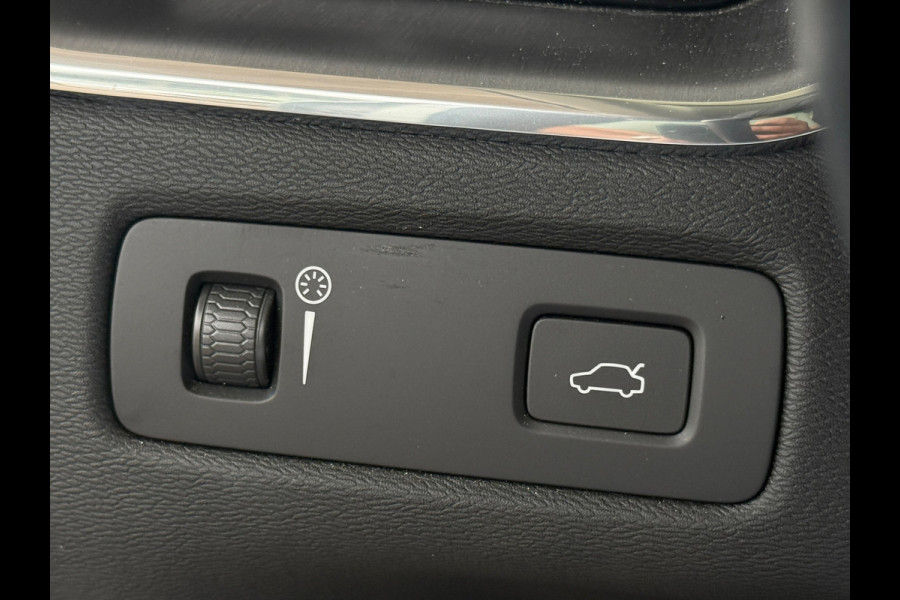 Volvo XC60 2.0 B5 Momentum Exclusive Pano|Harman|HuD|360cam