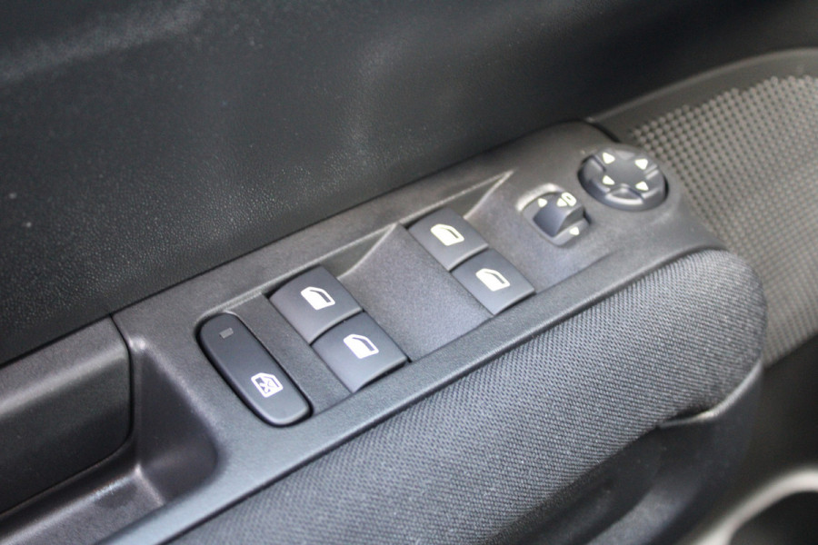 Citroën C3 Aircross 1.2 PureTech Plus | Stoelverwarming | Cruise control