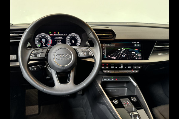 Audi A3 Sportback 1.4 TFSI e Advanced | DEMO ! | Navigatie Apple Carplay/ Android Auto Camera Parkeersensoren Adaptive Cruise Control Stoelverwarming Virtual Cockpit Climate Control