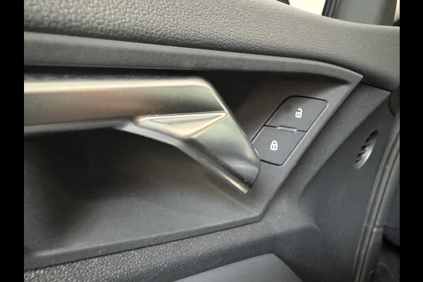 Audi A3 Sportback 1.4 TFSI e Advanced | DEMO ! | Navigatie Apple Carplay/ Android Auto Camera Parkeersensoren Adaptive Cruise Control Stoelverwarming Virtual Cockpit Climate Control