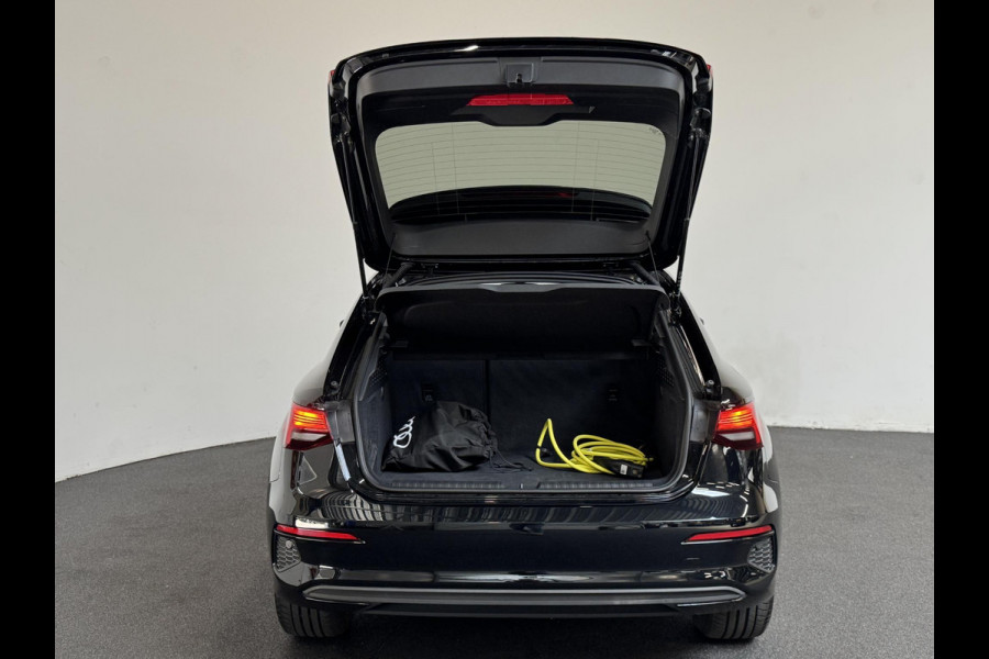 Audi A3 Sportback 1.4 TFSI e Advanced | DEMO ! | Navigatie Apple Carplay/ Android Auto Camera Parkeersensoren Adaptive Cruise Control Stoelverwarming Virtual Cockpit Climate Control