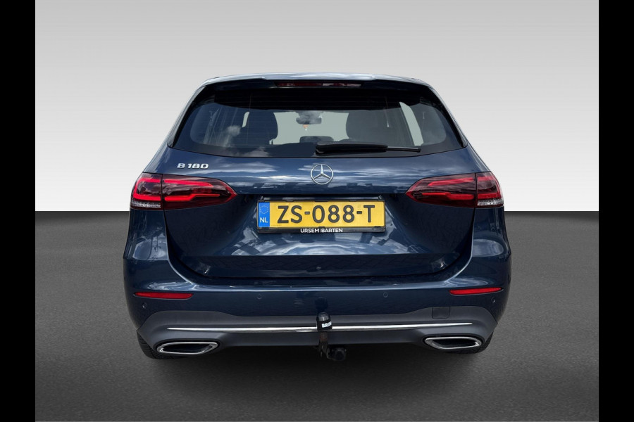 Mercedes-Benz B-Klasse 180 Launch Edition | Automaat | widescreen | trekhaak