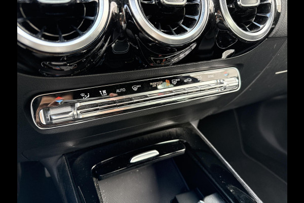 Mercedes-Benz B-Klasse 180 Launch Edition | Automaat | widescreen | trekhaak