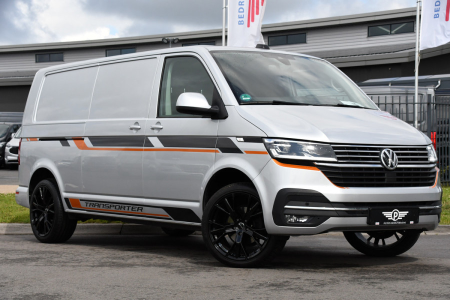Volkswagen Transporter 2.0 TDI L2H1 30 Highline PB Edition Adaptieve Cruise, Carplay, Camera, 150pk, Automaat, LED, Multimedia, Sensoren, Uniek!