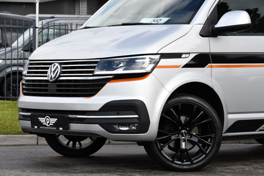Volkswagen Transporter 2.0 TDI L2H1 30 Highline PB Edition Adaptieve Cruise, Carplay, Camera, 150pk, Automaat, LED, Multimedia, Sensoren, Uniek!