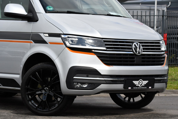 Volkswagen Transporter 2.0 TDI L2H1 30 Highline PB Edition Adaptieve Cruise, Carplay, Camera, 150pk, Automaat, LED, Multimedia, Sensoren, Uniek!