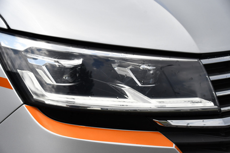 Volkswagen Transporter 2.0 TDI L2H1 30 Highline PB Edition Adaptieve Cruise, Carplay, Camera, 150pk, Automaat, LED, Multimedia, Sensoren, Uniek!