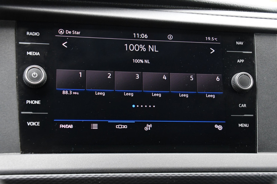 Volkswagen Transporter 2.0 TDI L2H1 30 Highline PB Edition Adaptieve Cruise, Carplay, Camera, 150pk, Automaat, LED, Multimedia, Sensoren, Uniek!