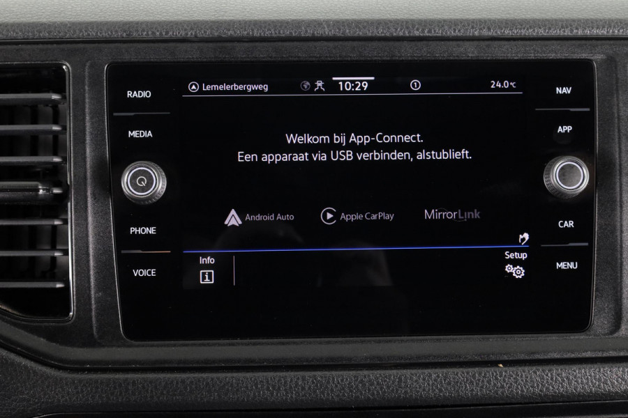Volkswagen Crafter 35 2.0 TDI L3H3 Highline 140 pk Automaat | Navigatie | Parkeersensoren | Achteruitrijcamera | Cruise control |