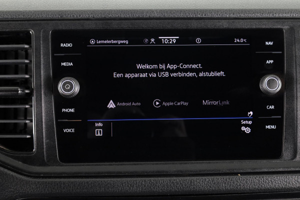 Volkswagen Crafter 35 2.0 TDI L3H3 Highline 140 pk Automaat | Navigatie | Parkeersensoren | Achteruitrijcamera | Cruise control |
