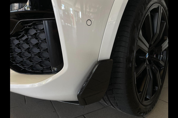 BMW X5 XDrive45e High Executive M PAKKET M PERFORMANCE CARBON AIRCO NAVI CRUISE BT STOELVERW LUCHTV 22INCH CAMERA NIEUWSTAAT