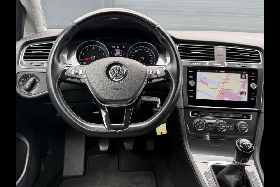 Volkswagen Golf 1.0 TSI Trendline 2e Eigenaar,Carplay,Navi,Clima,Cruise,Pdc V+A,Apk tot 03-2027