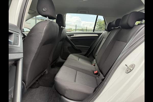 Volkswagen Golf 1.0 TSI Trendline 2e Eigenaar,Carplay,Navi,Clima,Cruise,Pdc V+A,Apk tot 03-2027