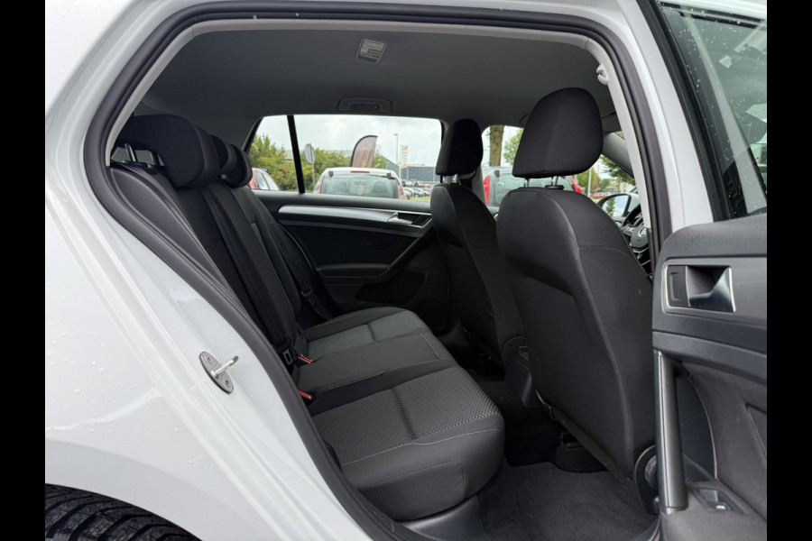Volkswagen Golf 1.0 TSI Trendline 2e Eigenaar,Carplay,Navi,Clima,Cruise,Pdc V+A,Apk tot 03-2027