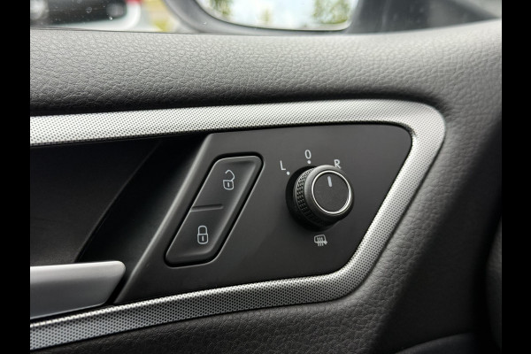 Volkswagen Golf 1.0 TSI Trendline 2e Eigenaar,Carplay,Navi,Clima,Cruise,Pdc V+A,Apk tot 03-2027
