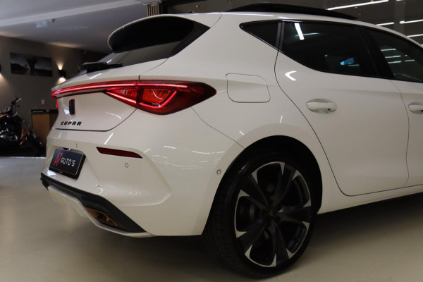 CUPRA Leon 1.4 e-Hybrid VZ Performance PANO /STOELV/SFEERV/CA/M/VOL