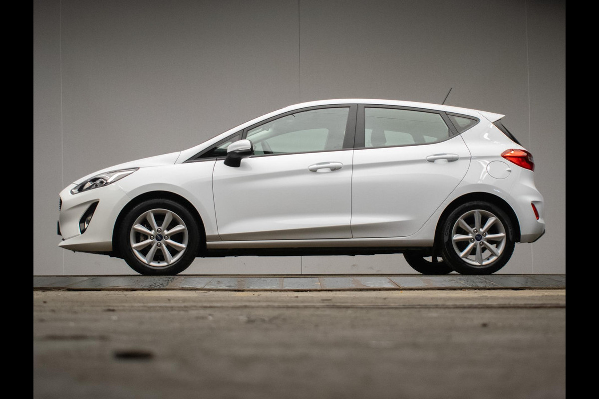 Ford Fiesta 1.1 Sport (APPLE CARPLAY,NAVI,LED,CRUISE,LANE ASSIST,SPORTSTOELEN,LM VELGEN,NETTE STAAT) Ford Fiesta 1.1 Sport (APPLE CARPLAY,NAVI,LED,CRUISE,LANE ASSIST,SPORTSTOELEN,LM VELGEN,NETTE STAAT)