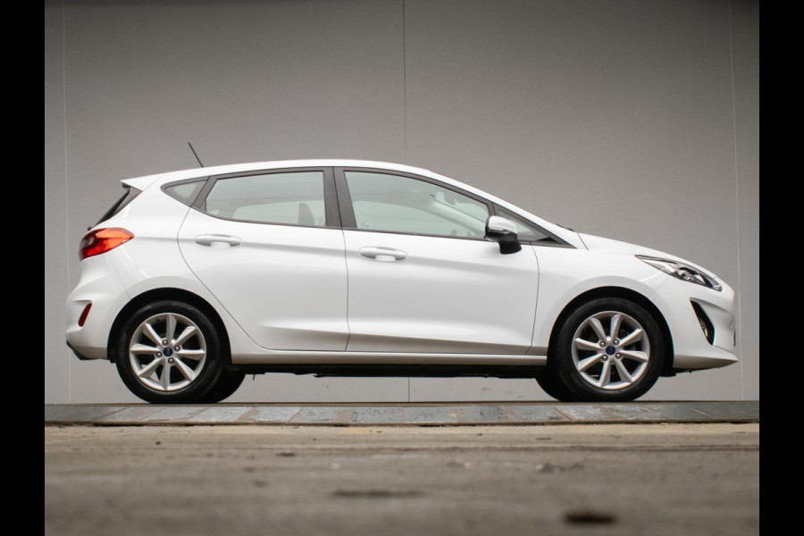 Ford Fiesta 1.1 Sport (APPLE CARPLAY,NAVI,LED,CRUISE,LANE ASSIST,SPORTSTOELEN,LM VELGEN,NETTE STAAT)