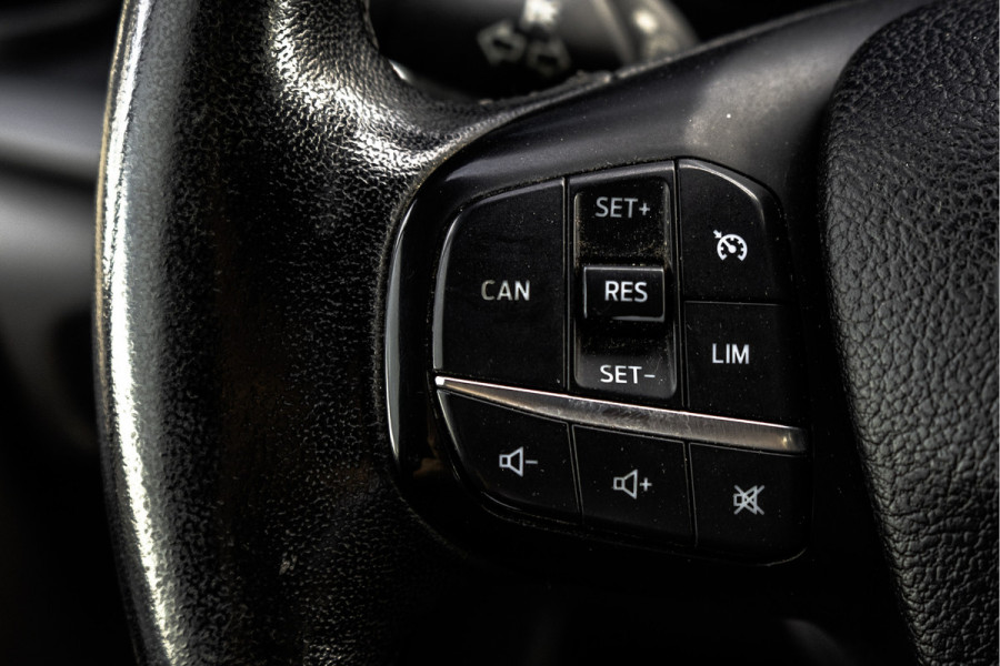 Ford Transit Custom 300 TDCI | 170PK | 5-Zits | CarPlay | DC | Navi | Camera | Zijschuifdeur R + L | LED | Cruise | Airco | PDC | Euro 6