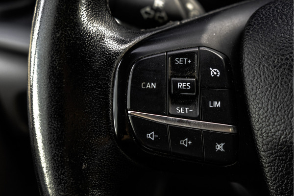 Ford Transit Custom 300 TDCI | 170PK | 5-Zits | CarPlay | DC | Navi | Camera | Zijschuifdeur R + L | LED | Cruise | Airco | PDC | Euro 6