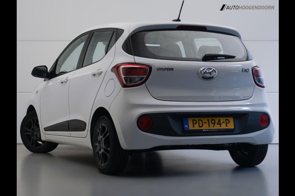 Hyundai i10 1.0i Go! Sport Edition (APPLE CARPLAY,LED,NAVIGATIE,CRUISE,AIRCO,LM-VELGEN,NIEUWE APK,TOPCONDITIE)
