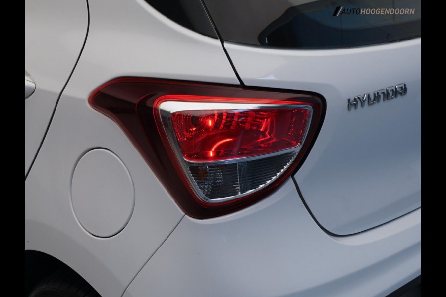 Hyundai i10 1.0i Go! Sport Edition (APPLE CARPLAY,LED,NAVIGATIE,CRUISE,AIRCO,LM-VELGEN,NIEUWE APK,TOPCONDITIE)