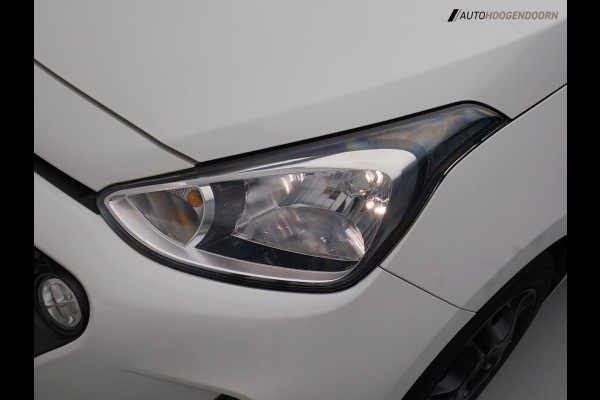 Hyundai i10 1.0i Go! Sport Edition (APPLE CARPLAY,LED,NAVIGATIE,CRUISE,AIRCO,LM-VELGEN,NIEUWE APK,TOPCONDITIE)