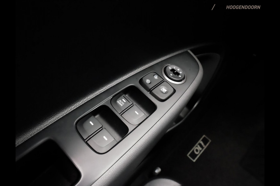 Hyundai i10 1.0i Go! Sport Edition (APPLE CARPLAY,LED,NAVIGATIE,CRUISE,AIRCO,LM-VELGEN,NIEUWE APK,TOPCONDITIE)