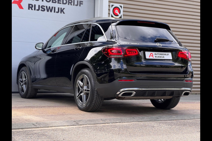 Mercedes-Benz GLC 300e AMG 4MATIC Pano/Camera/Keyless/Sfeer