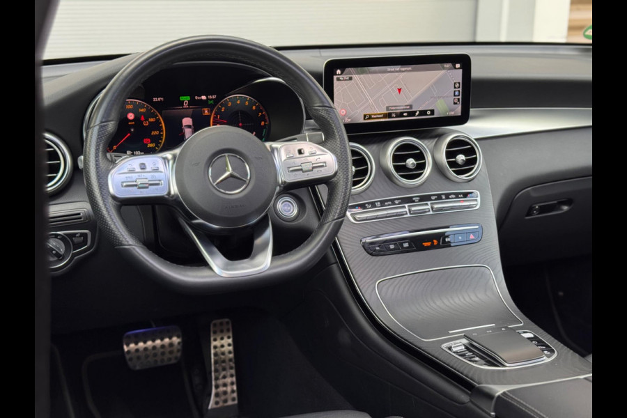 Mercedes-Benz GLC 300e AMG 4MATIC Pano/Camera/Keyless/Sfeer