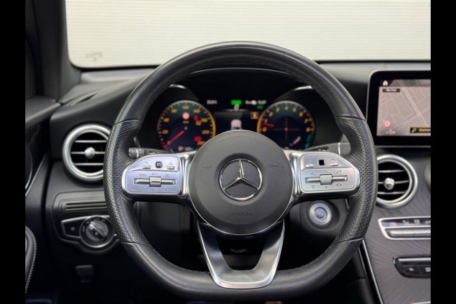 Mercedes-Benz GLC 300e AMG 4MATIC Pano/Camera/Keyless/Sfeer