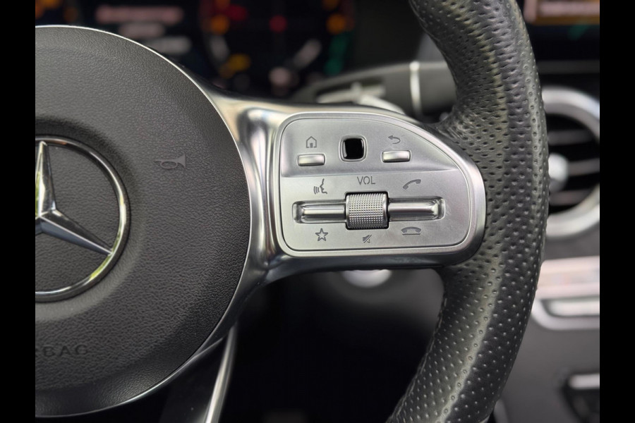 Mercedes-Benz GLC 300e AMG 4MATIC Pano/Camera/Keyless/Sfeer