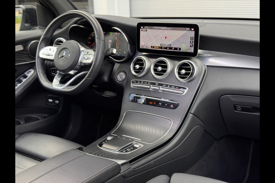 Mercedes-Benz GLC 300e AMG 4MATIC Pano/Camera/Keyless/Sfeer