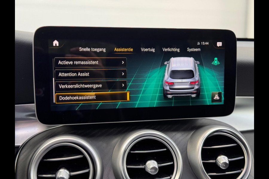Mercedes-Benz GLC 300e AMG 4MATIC Pano/Camera/Keyless/Sfeer