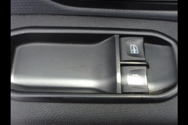 Renault Express 1.5 dCi AIRCO GROOT NAVI SCHERM SCHUIFDEUR CRUISE CONTROL