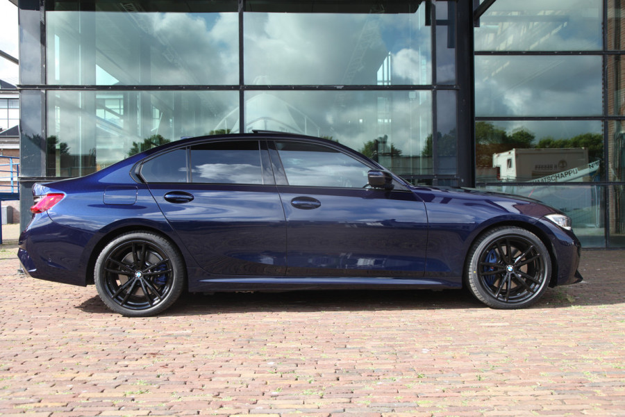 BMW 3-serie 330e M Sport HD/Adaptive/trekhaak/laser/Memory