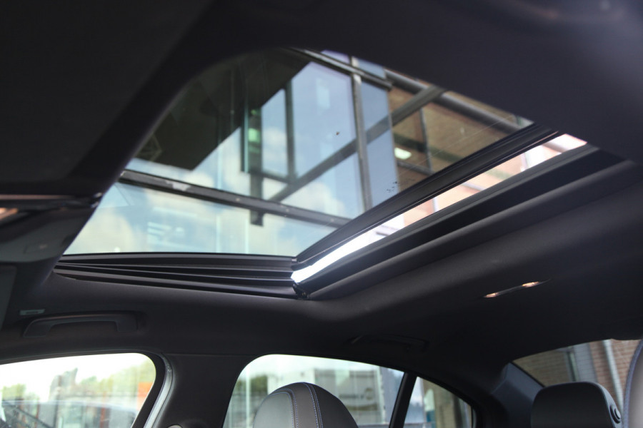 BMW 3-serie 330e M Sport HD/Adaptive/trekhaak/laser/Memory