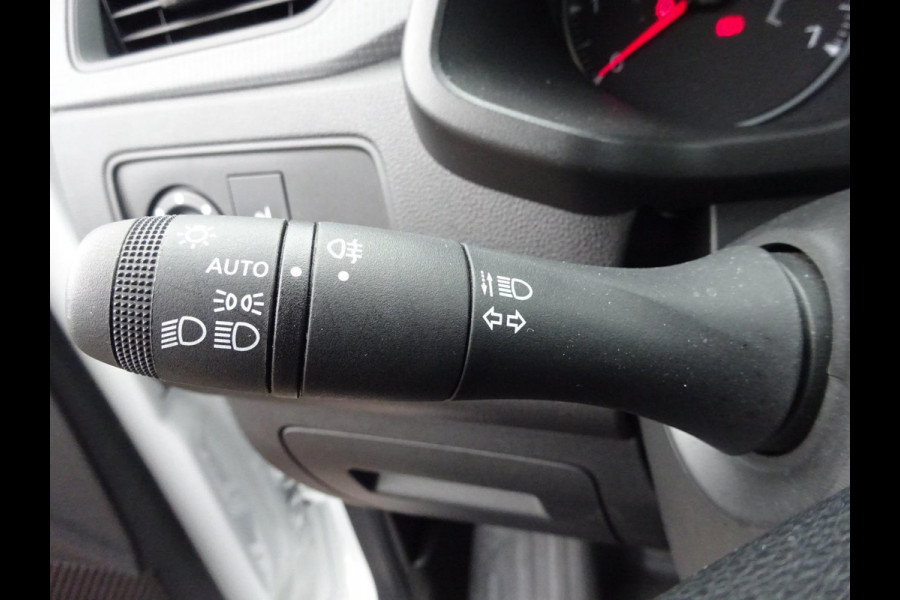 Renault Express 1.5 dCi ( Kangoo zustermodel ) + AIRCO GROOT NAVI SCHERM SCHUIFDEUR CRUISE CONTROL