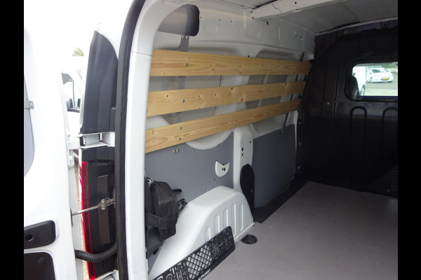Renault Express 1.5 dCi ( Kangoo zustermodel ) + AIRCO GROOT NAVI SCHERM SCHUIFDEUR CRUISE CONTROL